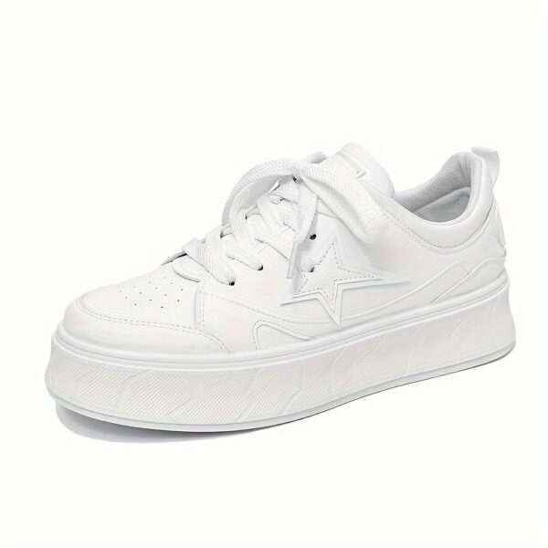 Sports Shoes