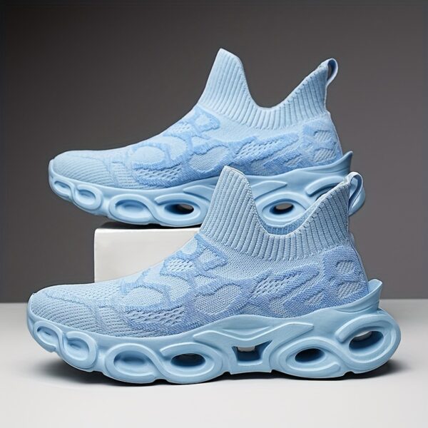 Sports Shoes