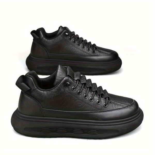 Sports Shoes