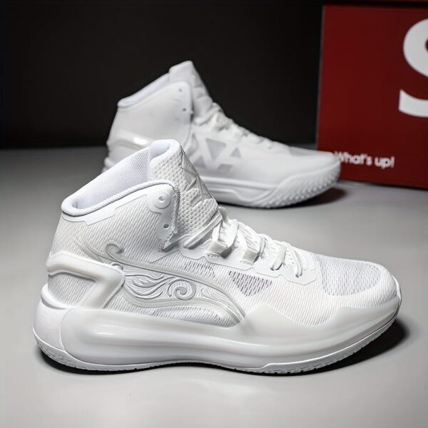 Sports Shoes