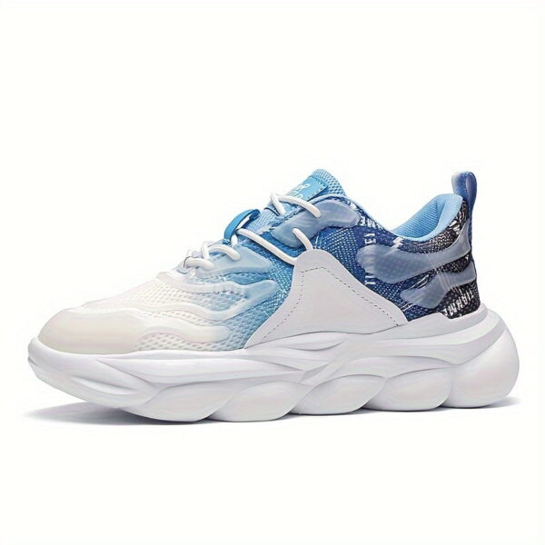sports shoes
