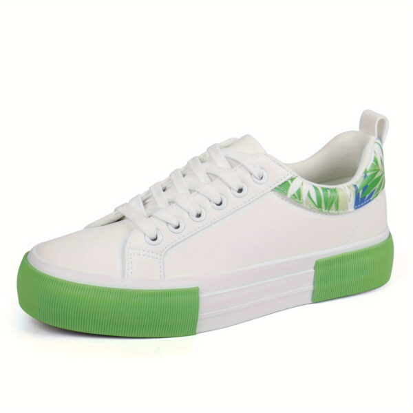 Sports Shoes