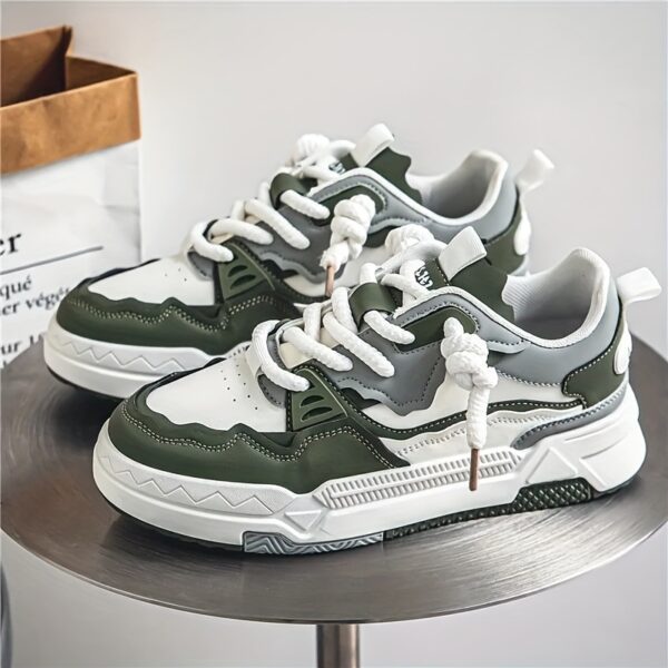 Sports Shoes