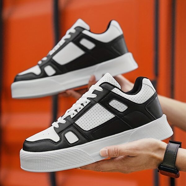 Sports Shoes