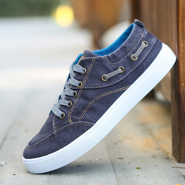 sports shoes