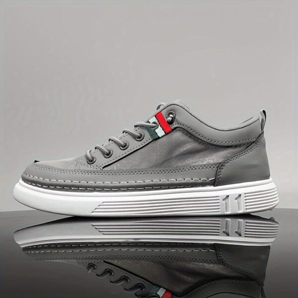 Sports Shoes