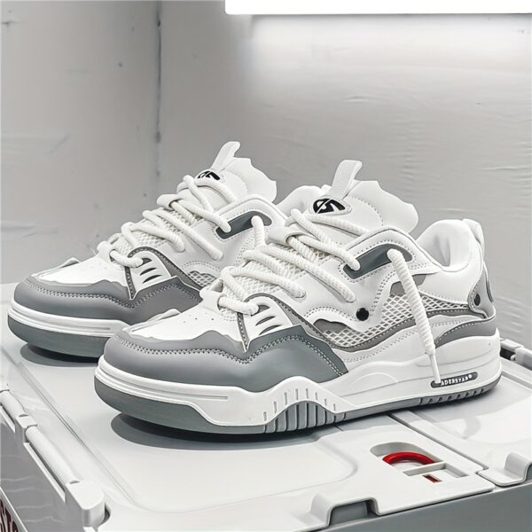 Sports Shoes