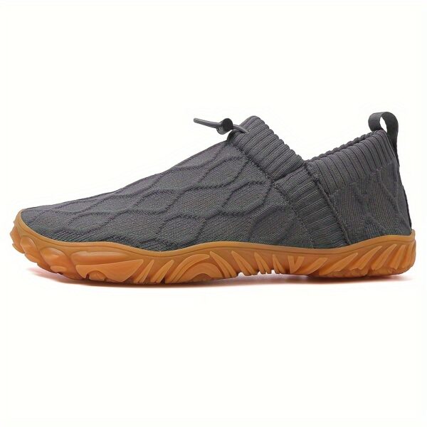 Sports Shoes