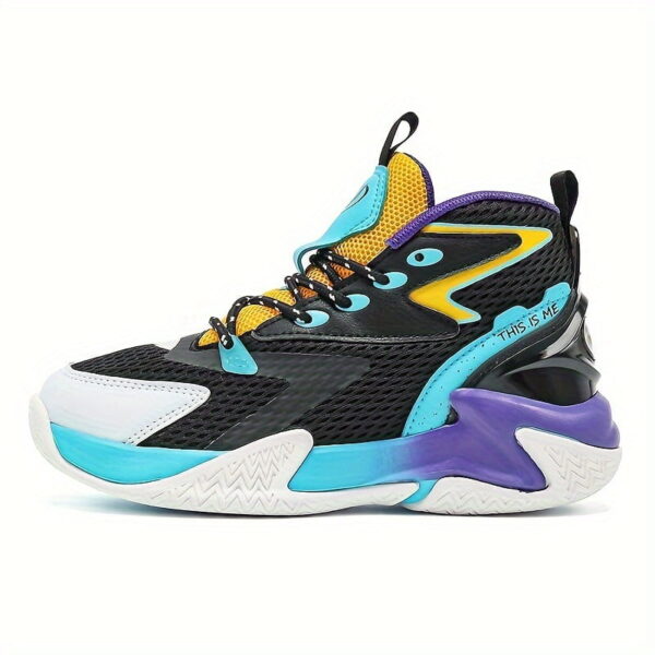 sports shoes