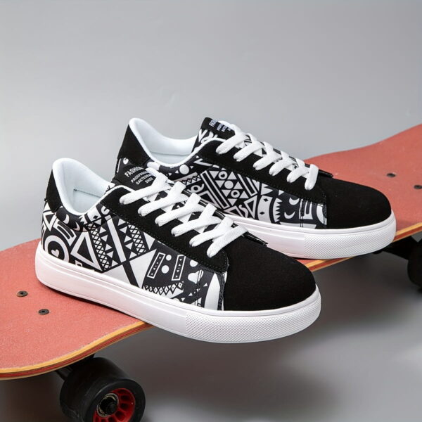 Sports Shoes