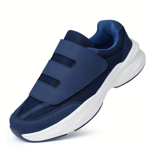Sports Shoes