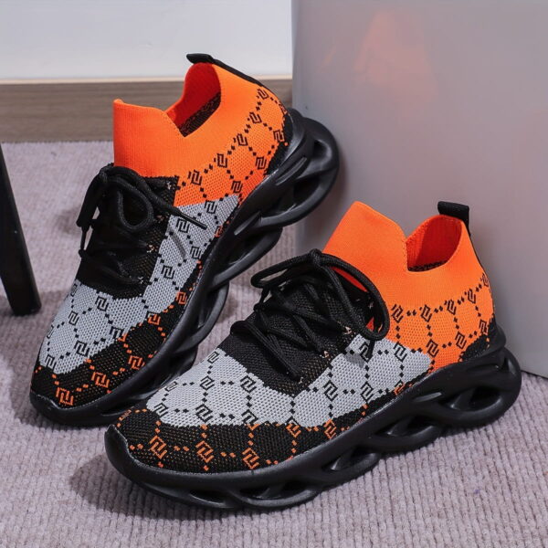 Sports Shoes