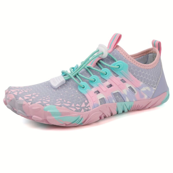 Sports Shoes