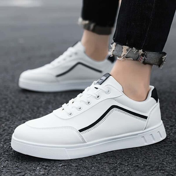 Sports Shoes