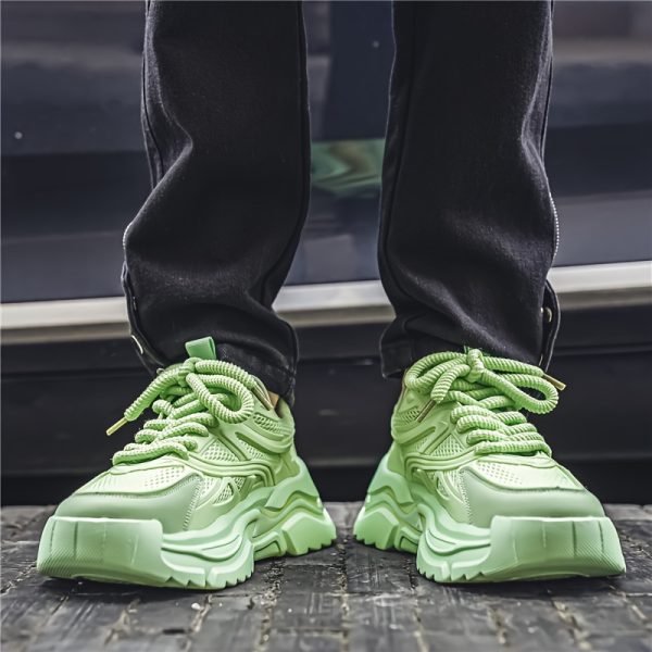 Sports Shoes