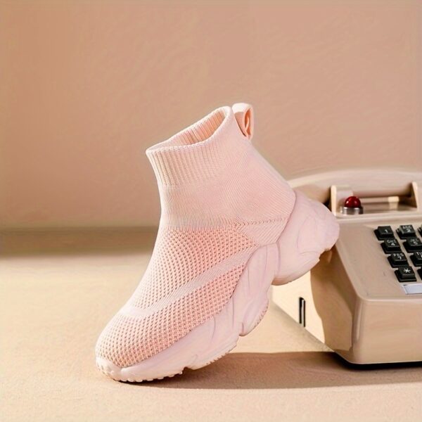 Sports Shoes
