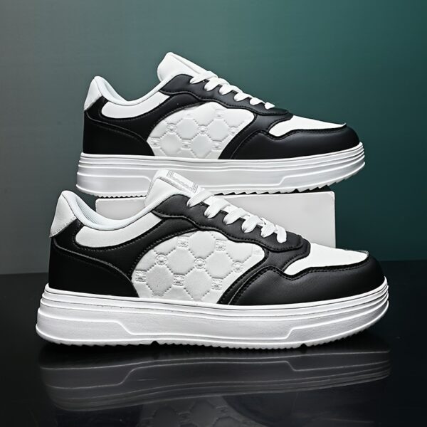 Sports Shoes