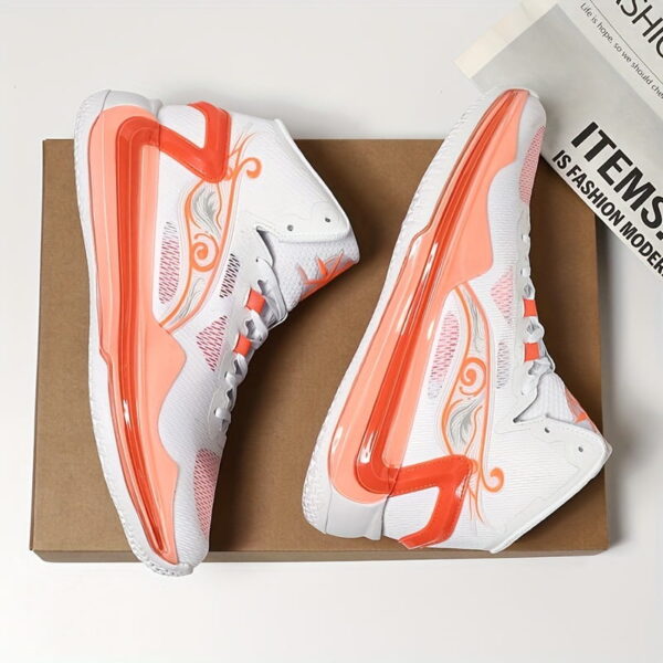 Sports Shoes