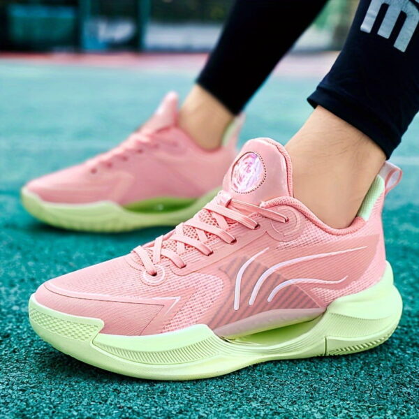 sports shoes