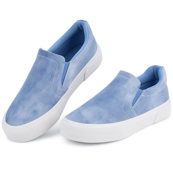 Sports Shoes