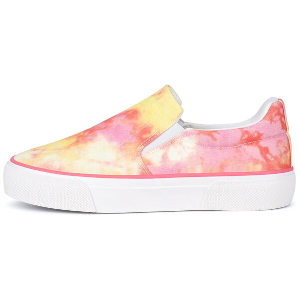 Sports Shoes