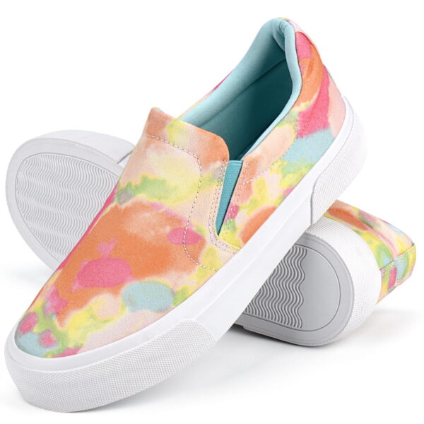 Sports Shoes