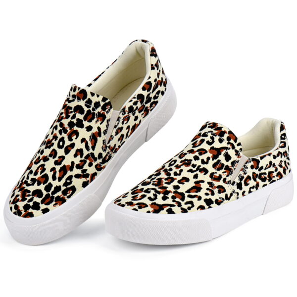 Sports Shoes