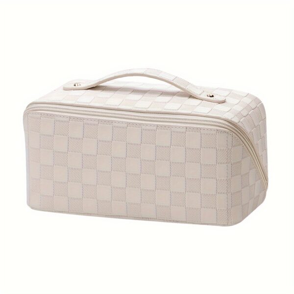 Cosmetic bag