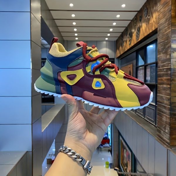 Sneaker