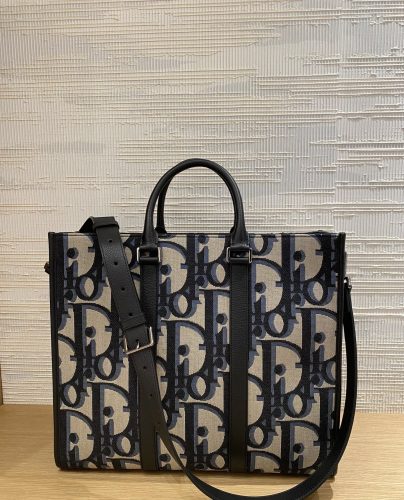 East-West Tote Bag photo review